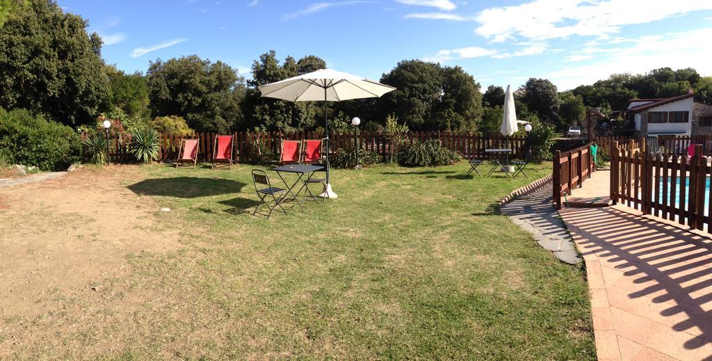 Agriturismo "La Rosa Canina" Bed & Breakfast Lerici Exterior photo