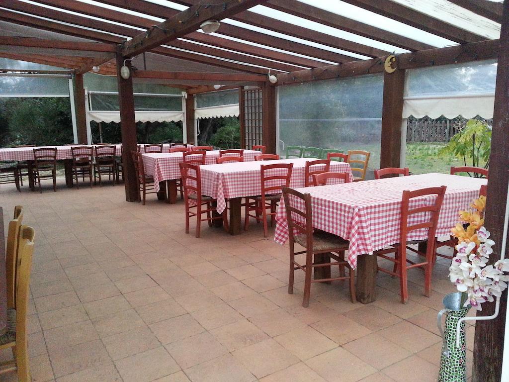 Agriturismo "La Rosa Canina" Bed & Breakfast Lerici Exterior photo